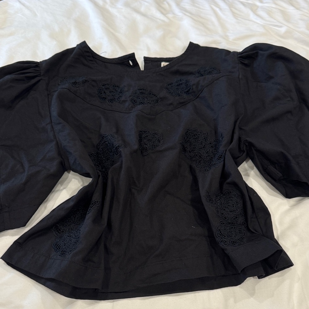 acacia swimwear Black Puff-Sleeve Embroidered Top s worn once
